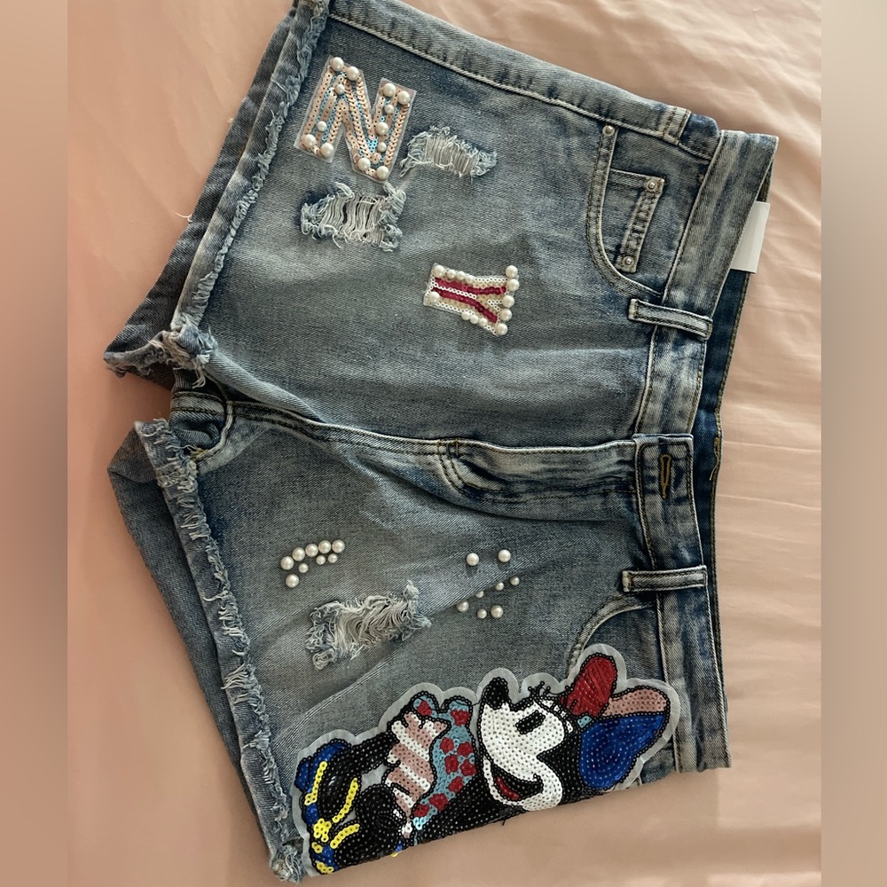 Minnie Mouse denim jean shorts